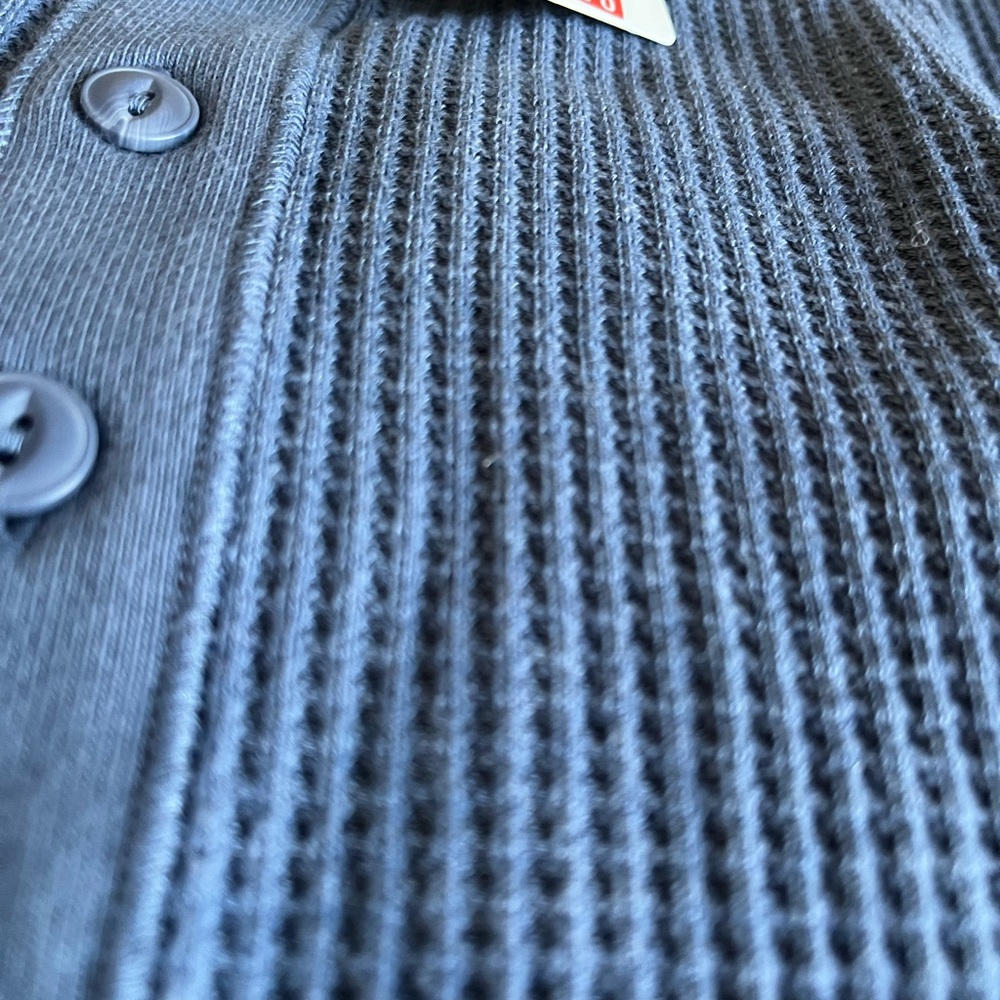 Uniqlo Medium soft cotton thermo
Small